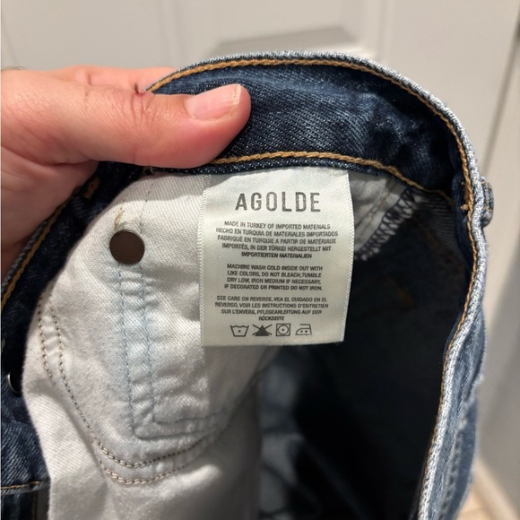 Agolde Reese Short in Precision - Picture 6 of 7